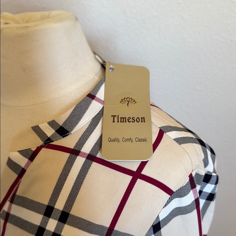 *NWT - TIMESON 100% POLYESTER TOP ( sz med) - Picture 6 of 7